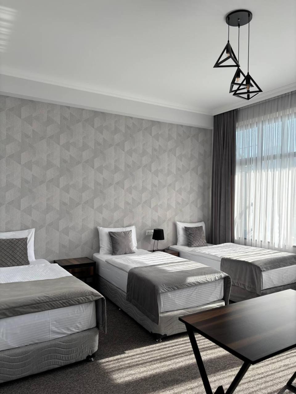 Bmg Hotel By Grigoryans Group Goris Exterior foto